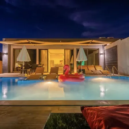 فيلة 3+1 Modern Luxury Villa With Private Pool *